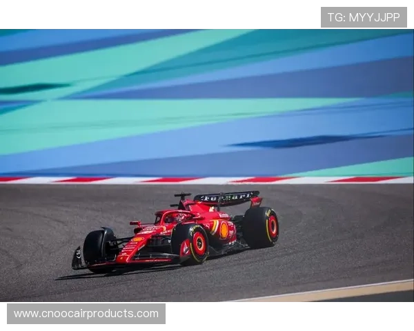 F1赛季最新动态：顶级车队竞争激烈 技术革新与赛事规则改革成焦点