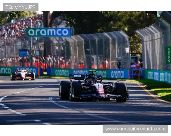 新赛季F1车坛风云再起各队争锋冠军争夺战全面升级激烈上演中赛 新赛季F1车坛风云再起各队争锋冠军争夺战全面升级激烈上演中赛