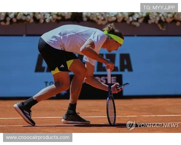 新赛季网球巡回赛激战正酣名将回归新星崛起引关注大满贯前景扑朔迷离 新赛季网球巡回赛激战正酣名将回归新星崛起引关注大满贯前景扑朔迷离