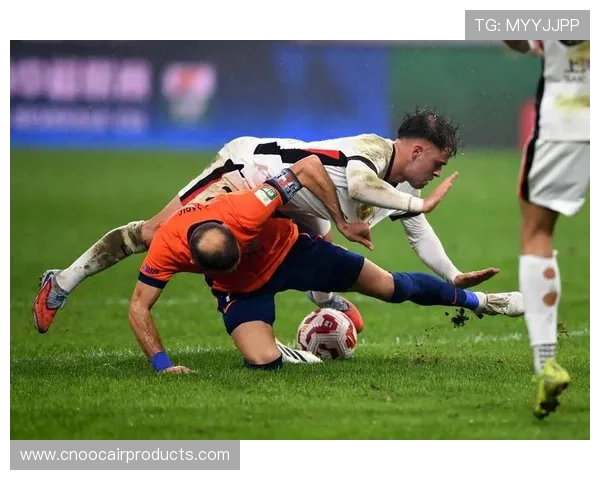 新赛季焦点对决掀热潮国家队与联赛双线发力引关注球迷期待升级中