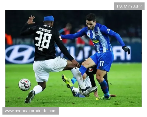 柏林联俱乐部崛起之路:从低级别联赛到欧洲赛场的辉煌转变 柏林联俱乐部崛起之路:从低级别联赛到欧洲赛场的辉煌转变